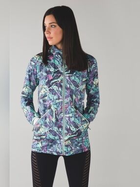 Lululemon Women Miss Misty Jacket II Iridescent Purple Packable Lightweight Sz 4